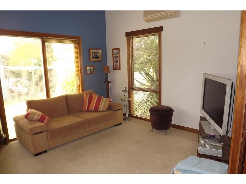 43 NEPTUNE ST, Cape Paterson VIC 3995