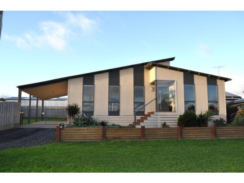 13 DICKSON STREET, Wonthaggi VIC 3995