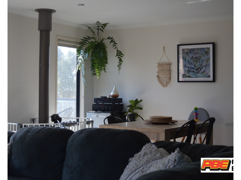 11 CAMBRIDGE WAY, Wonthaggi VIC 3995