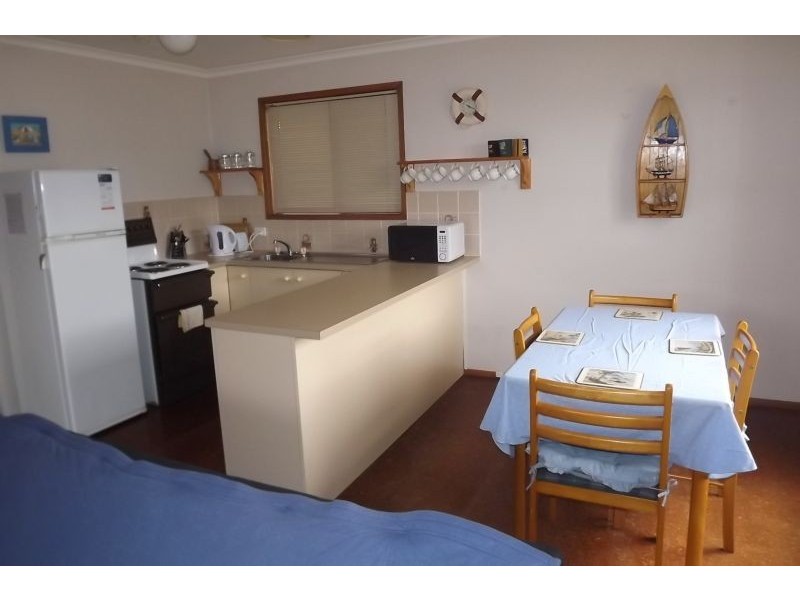 102 ANGLERS RD, Cape Paterson VIC 3995