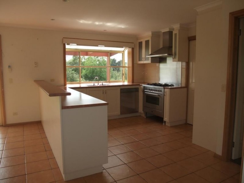 25 MOORE ROAD, Wonthaggi VIC 3995