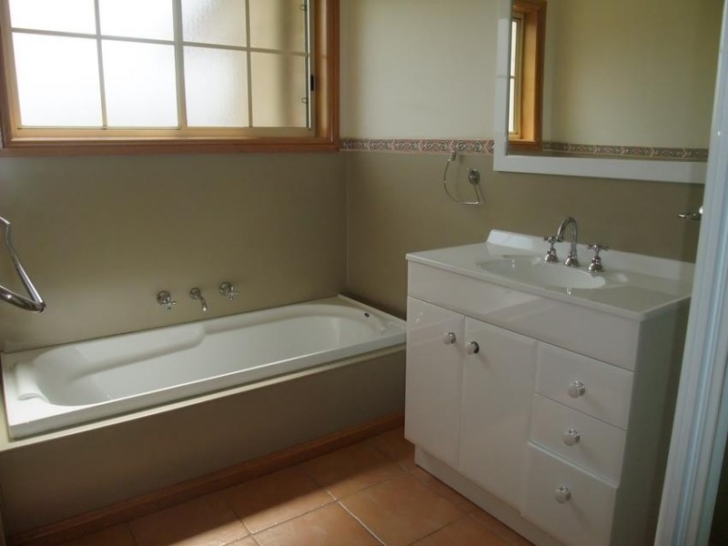 25 MOORE ROAD, Wonthaggi VIC 3995