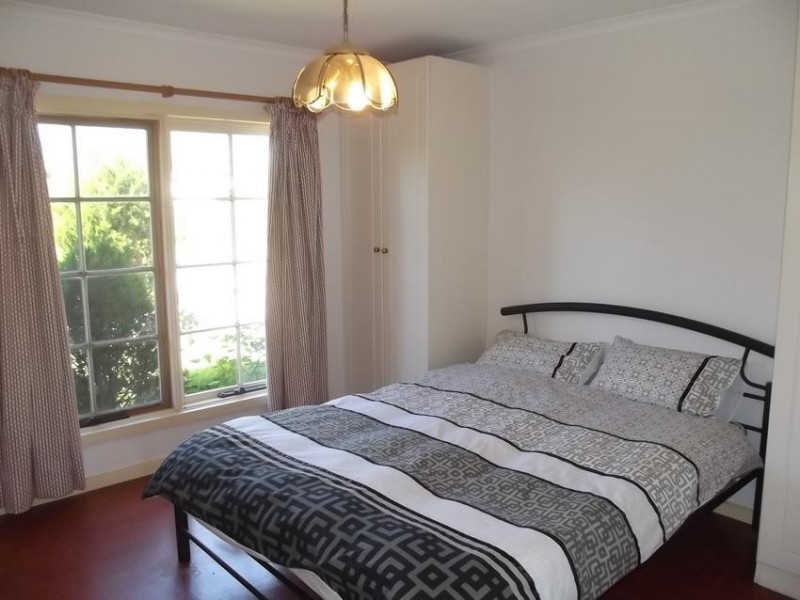 50 ANGLERS RD, Cape Paterson VIC 3995