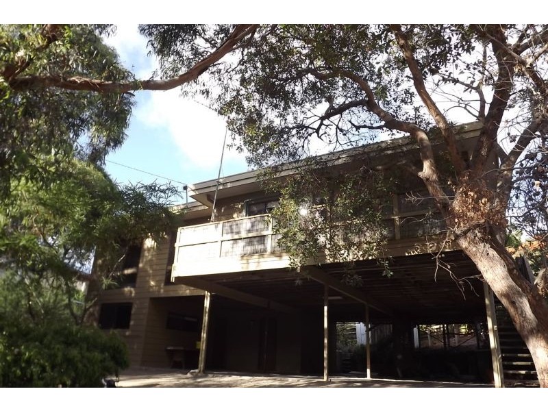 17 SEABREEZE PDE, Cape Paterson VIC 3995