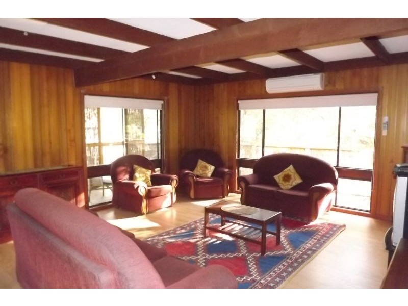 17 SEABREEZE PDE, Cape Paterson VIC 3995