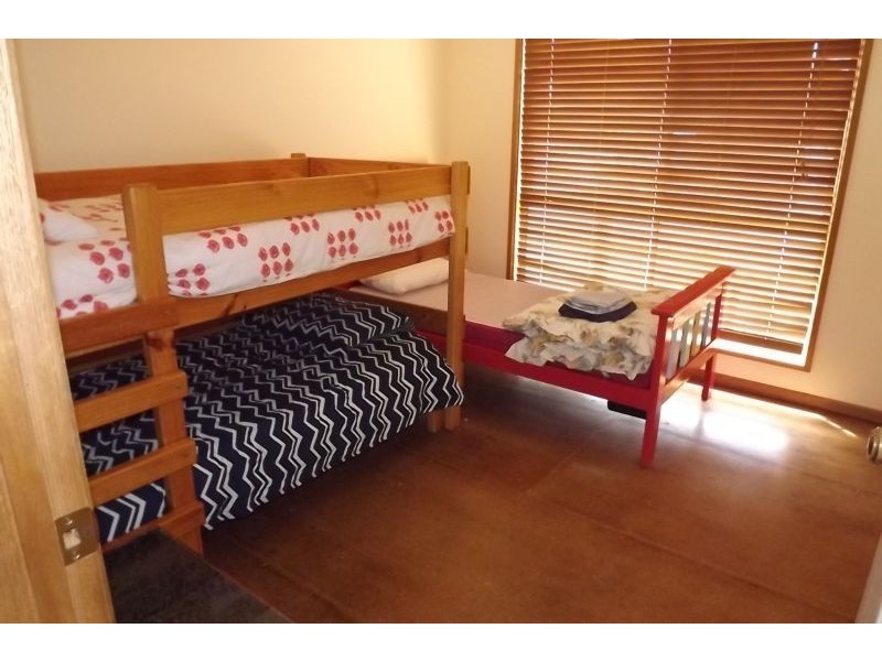 4 NEPTUNE ST, Cape Paterson VIC 3995