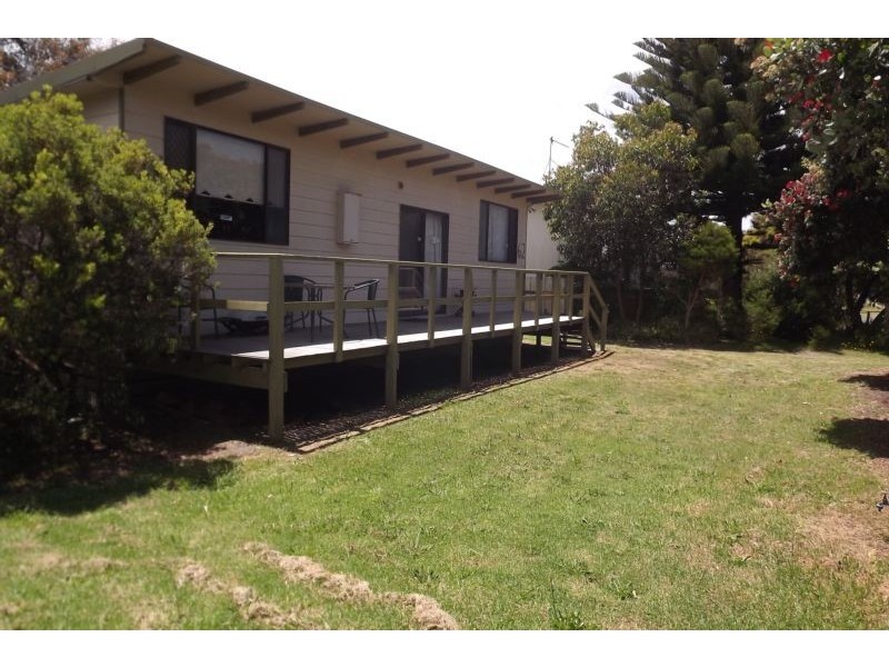 62 SURFBEACH RD, Cape Paterson VIC 3995