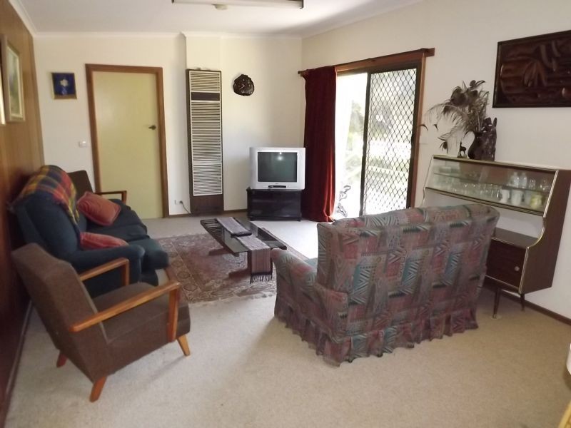 62 SURFBEACH RD, Cape Paterson VIC 3995