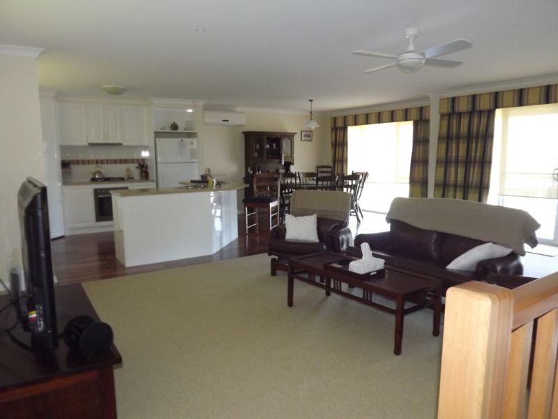 2/2 CAREW STREET, Kilcunda VIC 3995