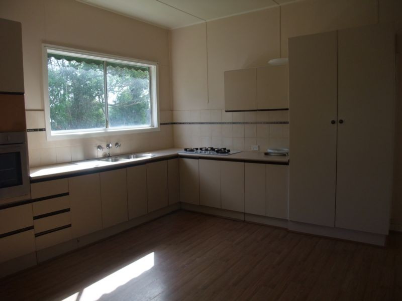 33 REED CRES, Wonthaggi VIC 3995