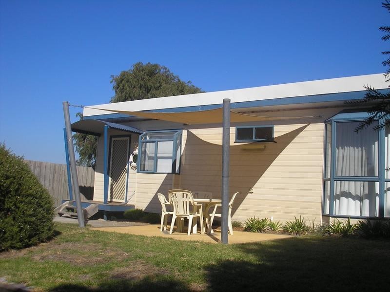 2 ZEPHYR COURT, Cape Paterson VIC 3995