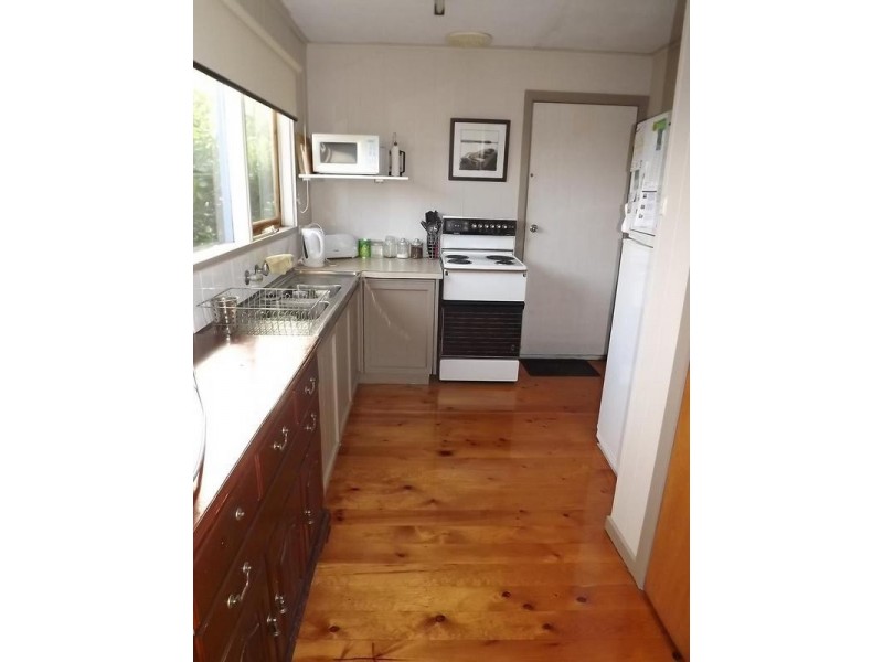 76 NARDOO STREET, Cape Paterson VIC 3995