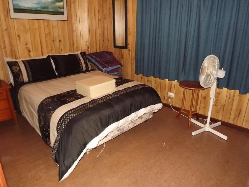 76 NARDOO STREET, Cape Paterson VIC 3995