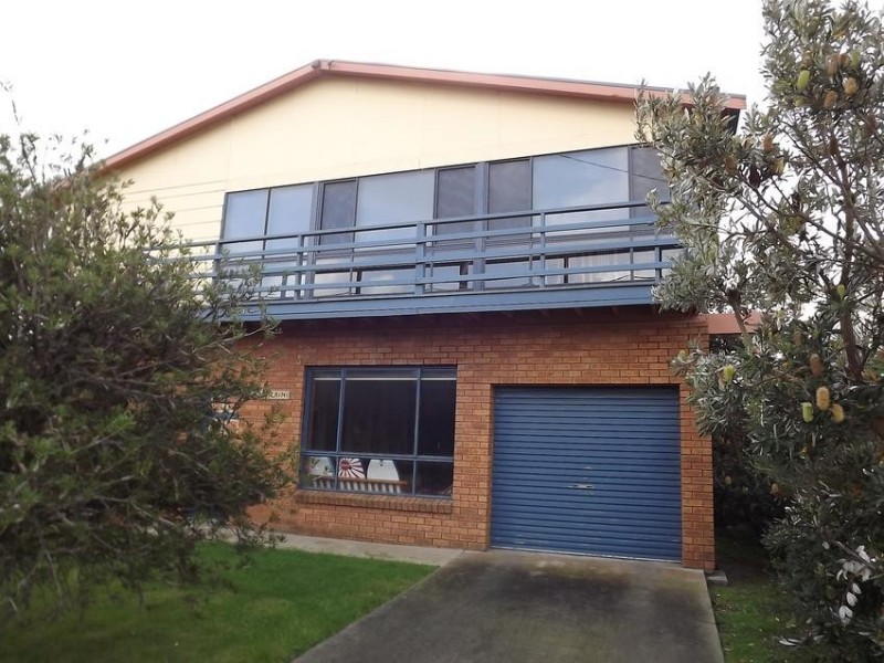 76 NARDOO STREET, Cape Paterson VIC 3995