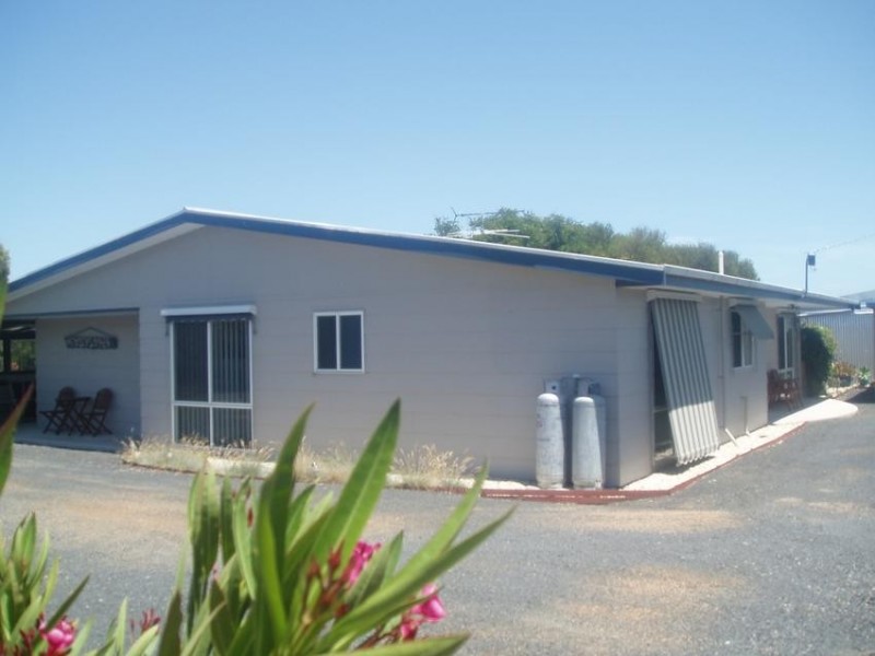 6-8 Mary Street, Dalyston VIC 3992