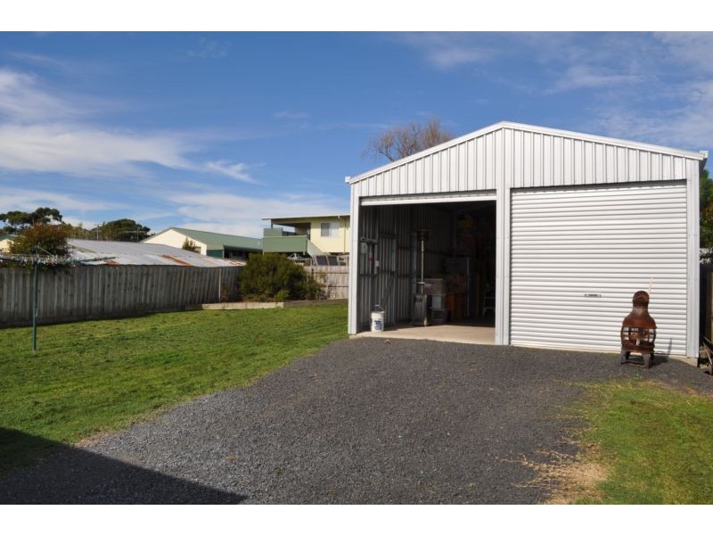 69 POWLETT ST, Dalyston VIC 3992