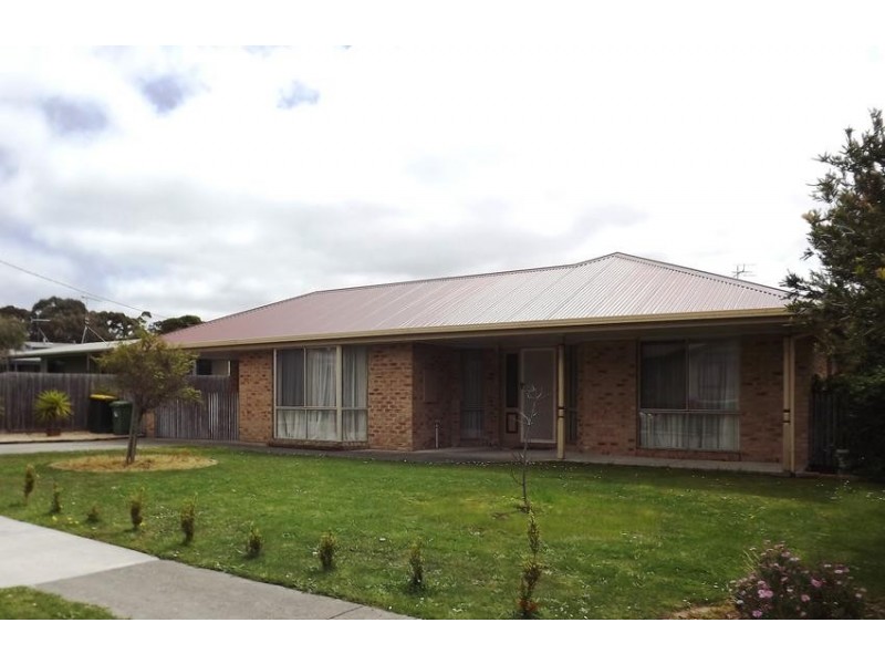 17 HENRY ST WEST, North Wonthaggi VIC 3995