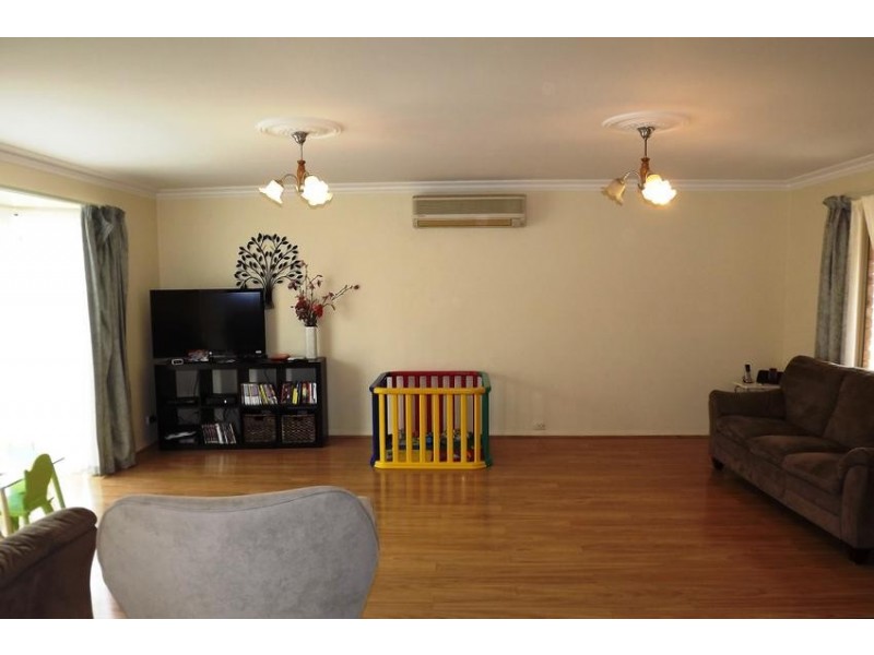 17 HENRY ST WEST, North Wonthaggi VIC 3995