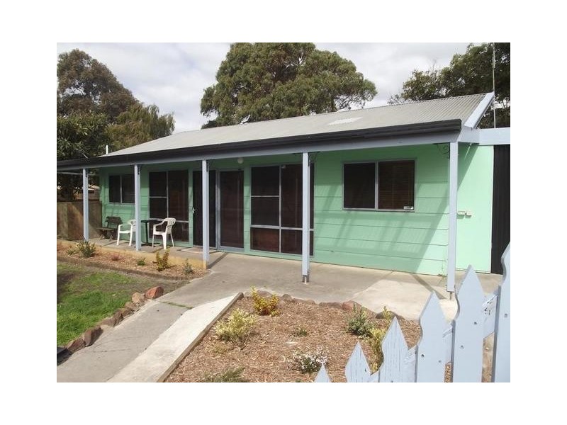 13 ANGLERS RD, Cape Paterson VIC 3995