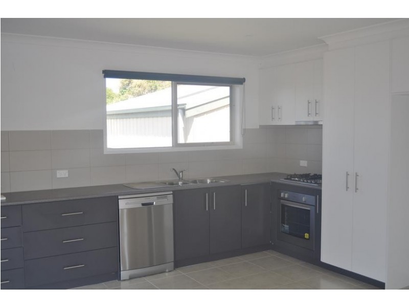 b/16 GRAHAM ST ( OFF QUARRY STREET), Wonthaggi VIC 3995