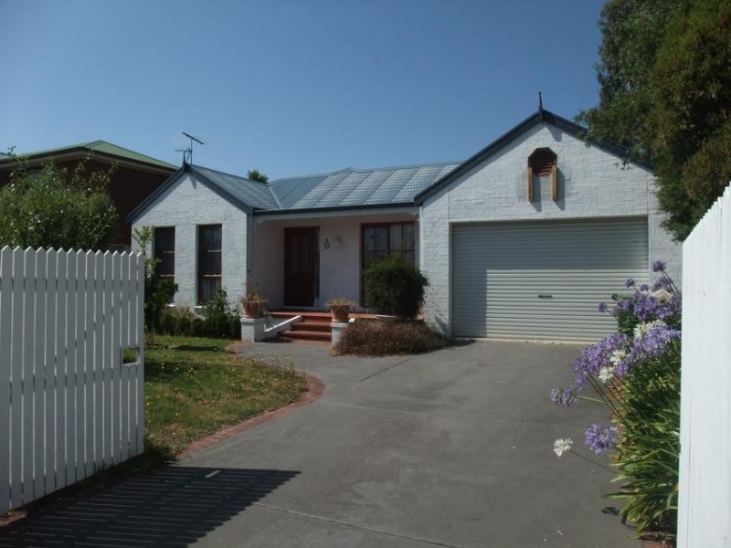 8 Oxford way, Wonthaggi VIC 3995