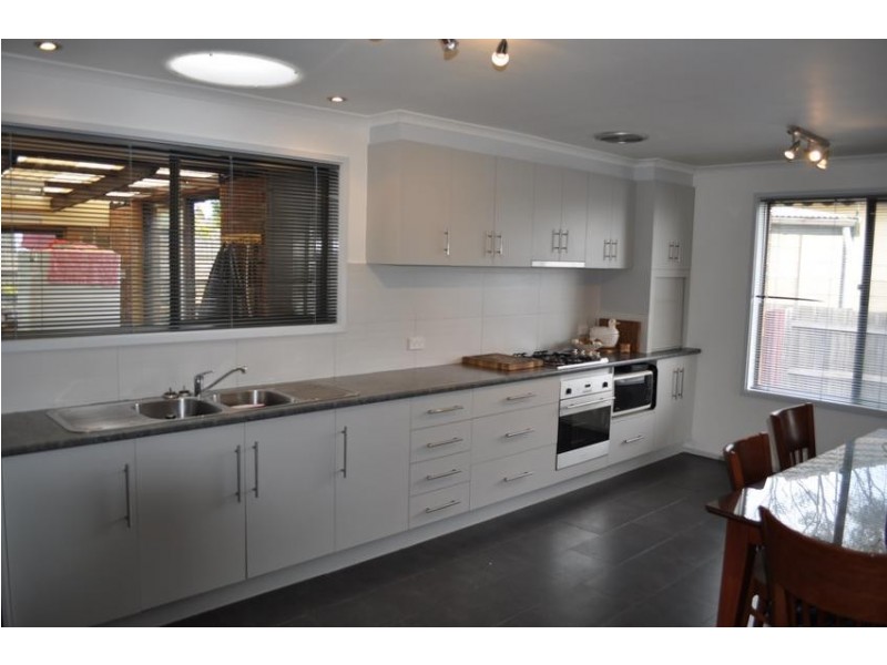 19 IVOR ST, Wonthaggi VIC 3995