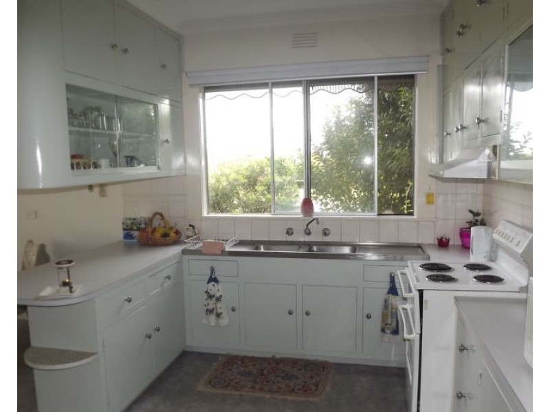 10 CAMPBELL ST, Wonthaggi VIC 3995