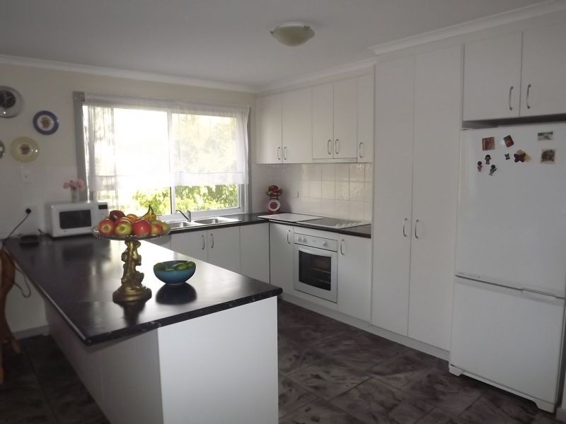 2-4 MARY ST, Dalyston VIC 3992