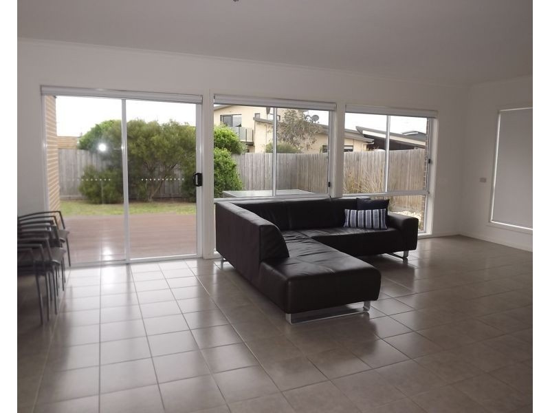 3 Blue Water Circle, Cape Paterson VIC 3995