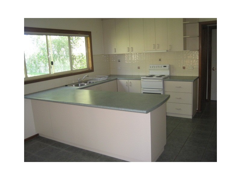 21 DUNN ST, Wonthaggi VIC 3995