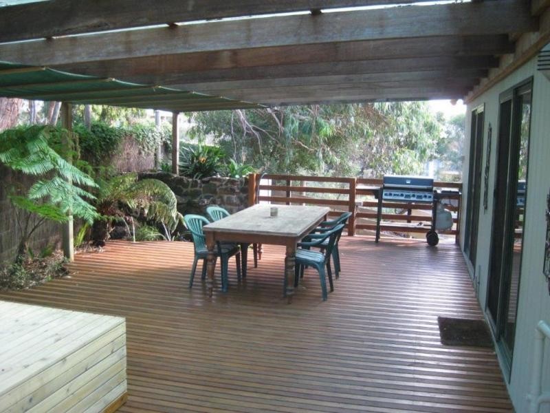 13 TAROOH STREE, Cape Paterson VIC 3995