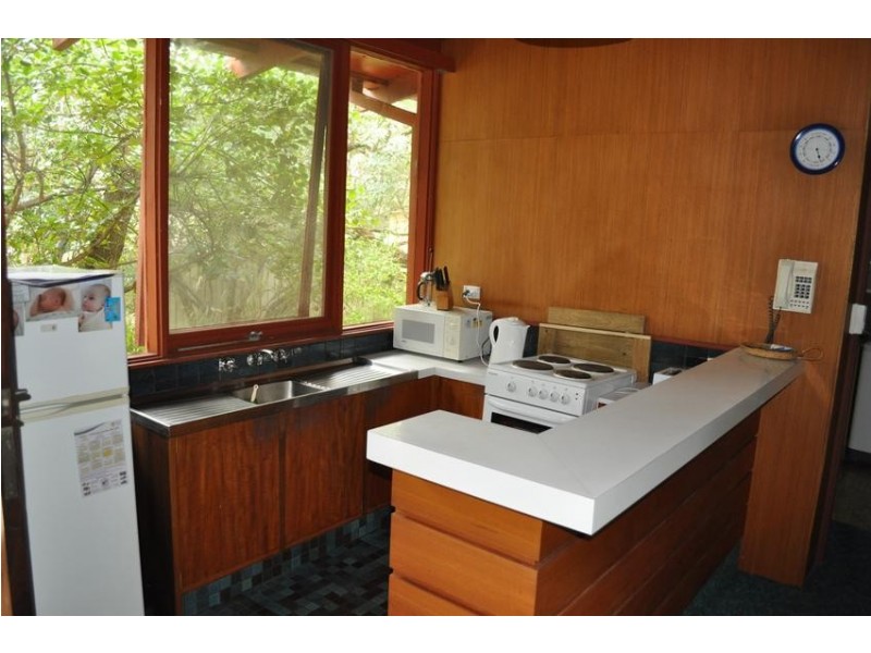 137 Lohr Avenue, Inverloch VIC 3996