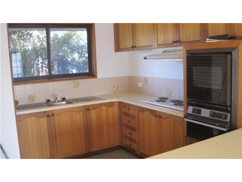 3/8 MCLEOD ST, Wonthaggi VIC 3995