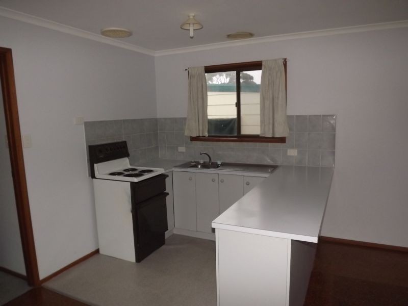 51 Seabreeze Parade, Cape Paterson VIC 3995