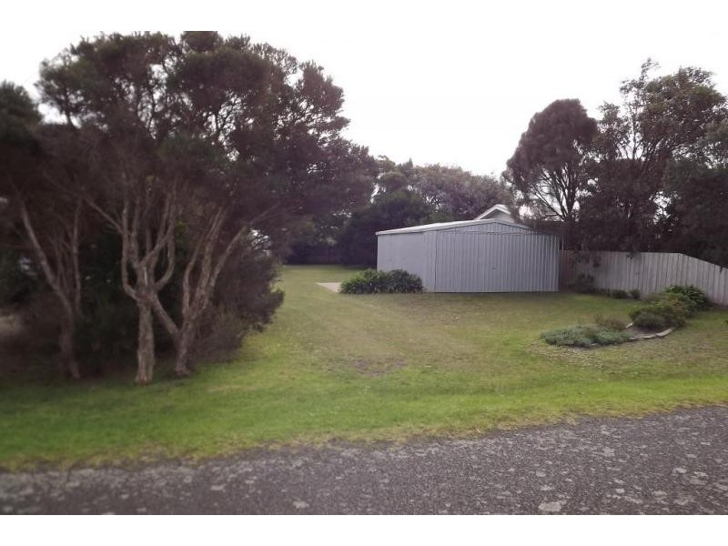 24 NEPTUNE ST, Cape Paterson VIC 3995