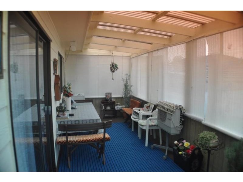 38 Gordon Avenue, Inverloch VIC 3996