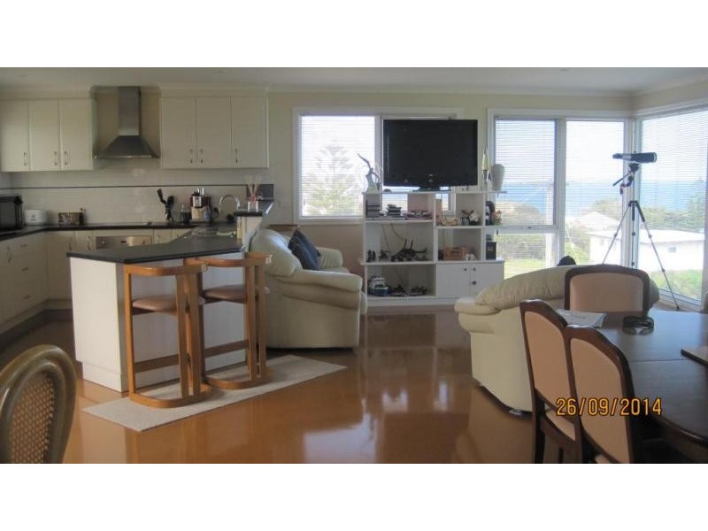 11 GILBERT ST, Kilcunda VIC 3995