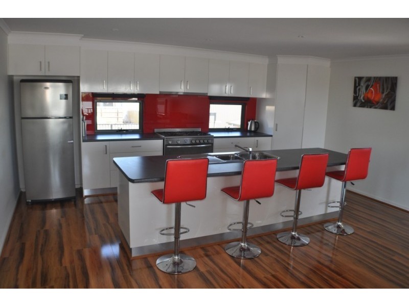 6 Canary Way, Wonthaggi VIC 3995