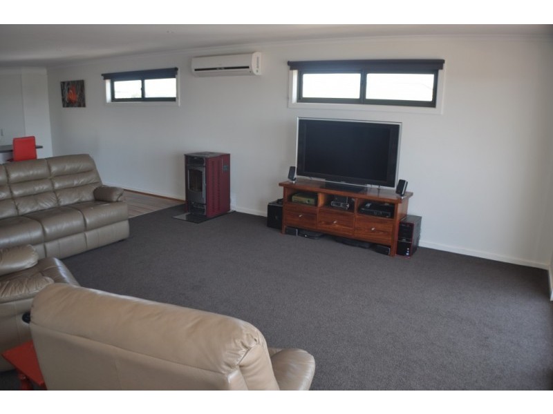 6 Canary Way, Wonthaggi VIC 3995
