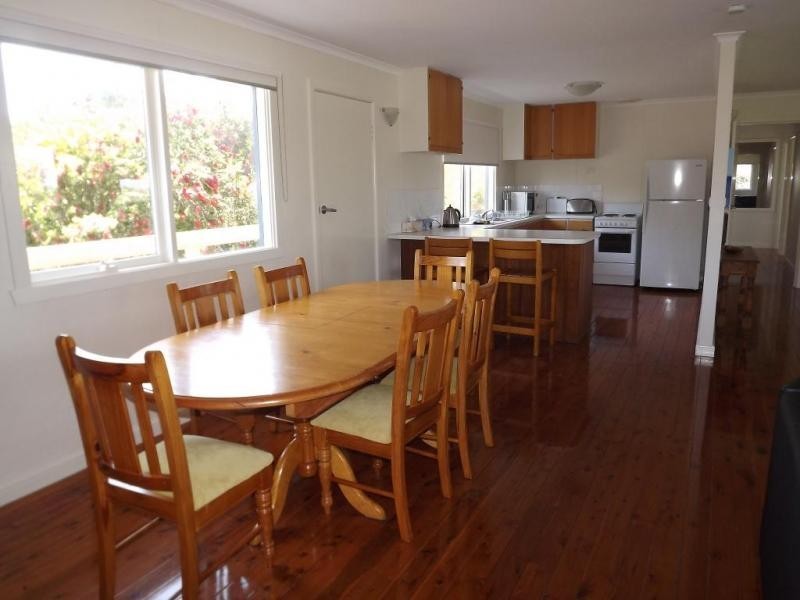 16 ZEPHYR COURT, Cape Paterson VIC 3995