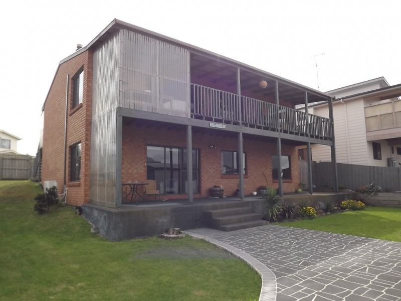 47 CORAL STREET, Cape Paterson VIC 3995