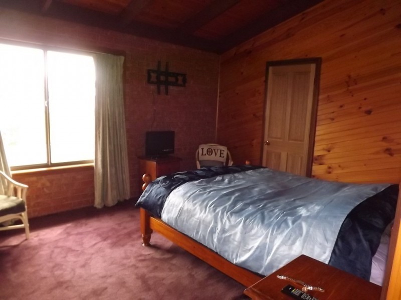 47 CORAL STREET, Cape Paterson VIC 3995