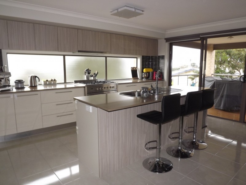 33 SCENIC ROAD, Cape Paterson VIC 3995