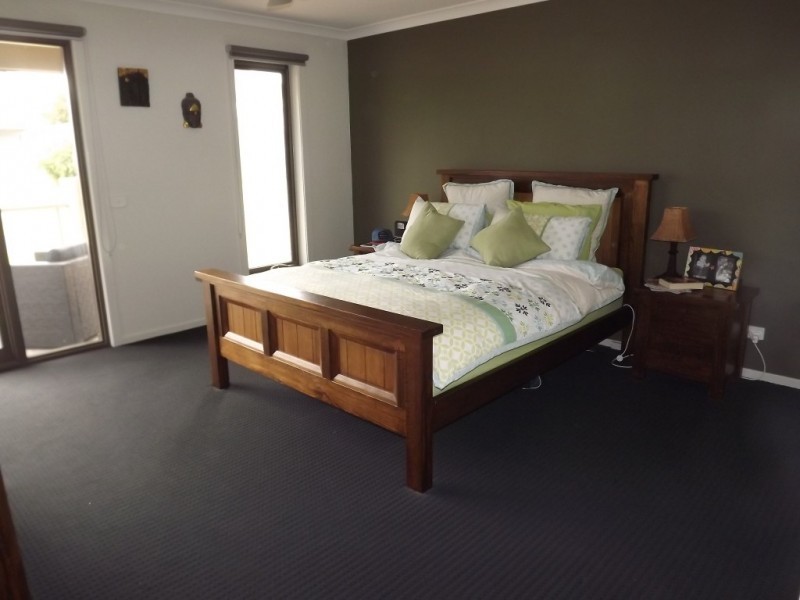 33 SCENIC ROAD, Cape Paterson VIC 3995