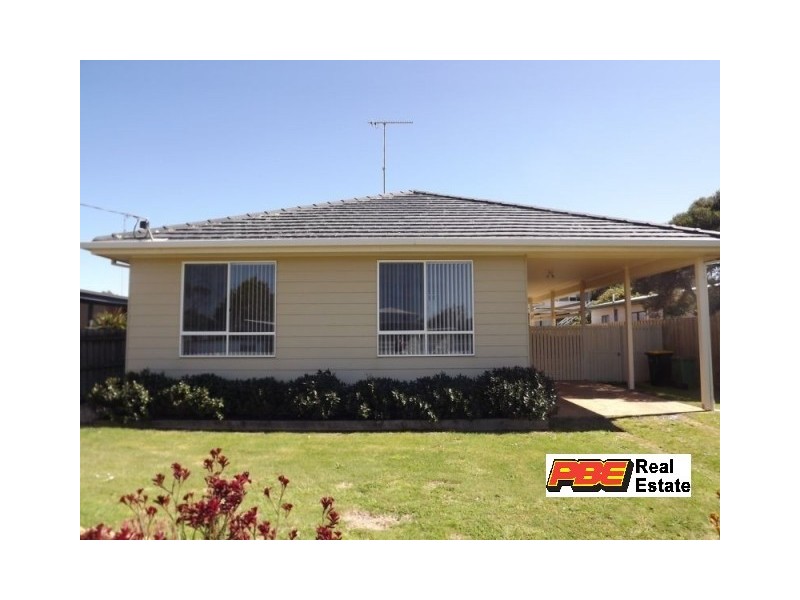 4 FOAM STREET, Cape Paterson VIC 3995