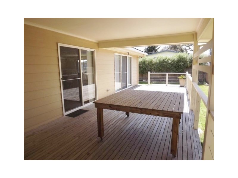 4 FOAM STREET, Cape Paterson VIC 3995