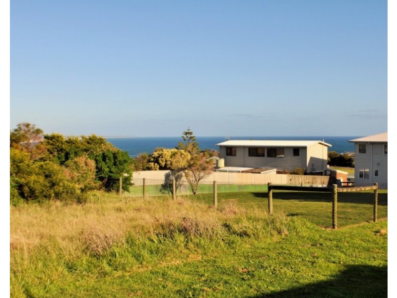 3 Warren Parade, Kilcunda VIC 3995