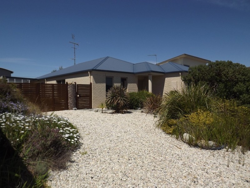 14 PINNACLE CLOSE, Cape Paterson VIC 3995