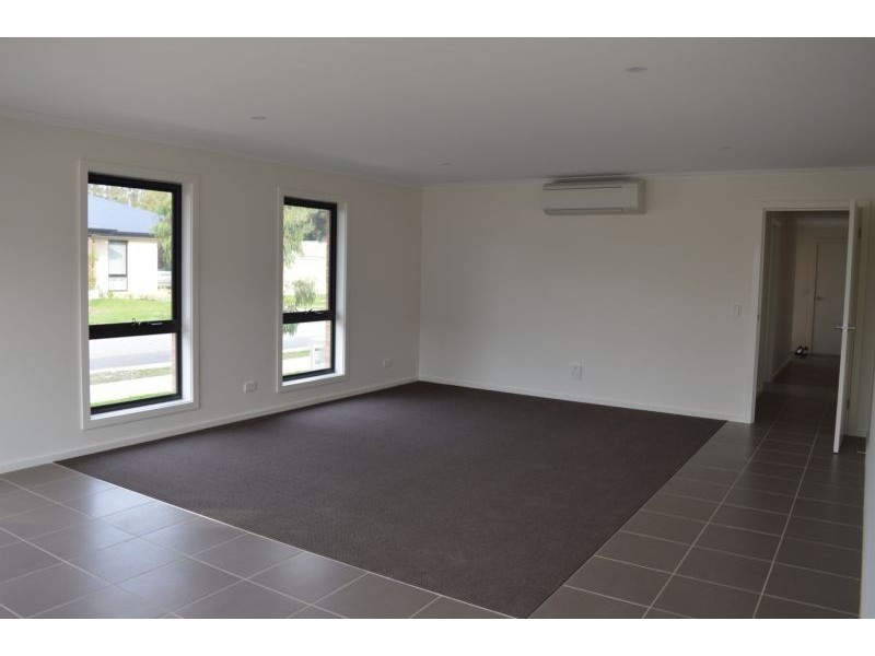 40 Silvereye Circuit, Wonthaggi VIC 3995