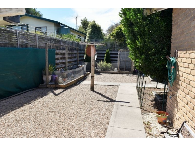 1/3 Inverloch Road, Wonthaggi VIC 3995